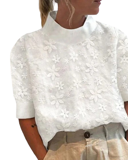 Isabela | Blusa de encaje con cuello alto
