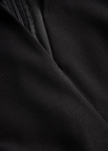 Naomi | Vestido negro refinado