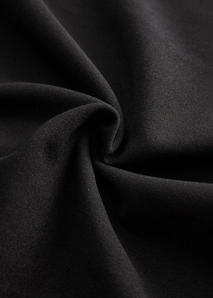 Naomi | Vestido negro refinado