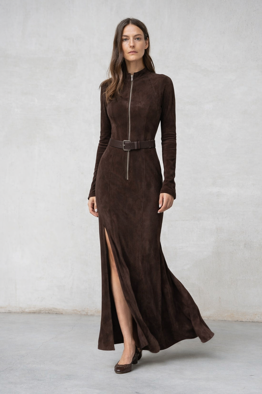 Almudena ║ Vestido largo marrón con cinturón